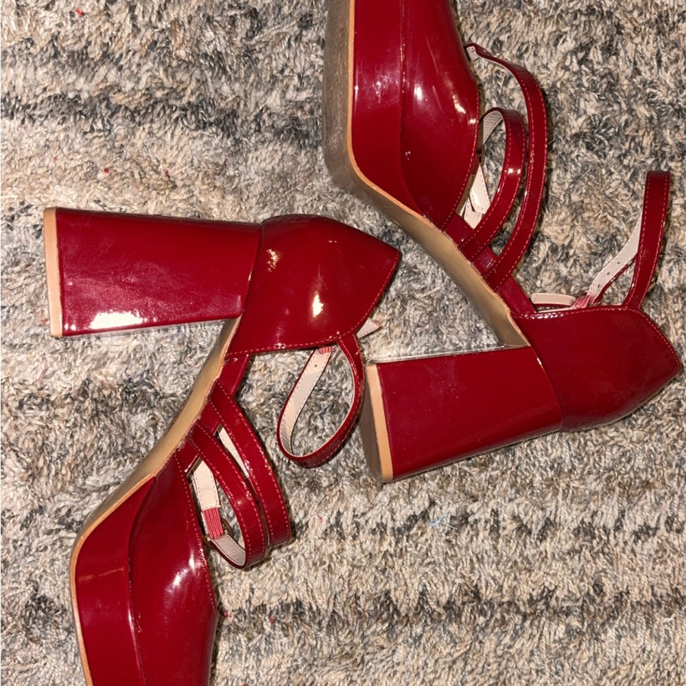 Elegant Red Patent Leather Women's Heels